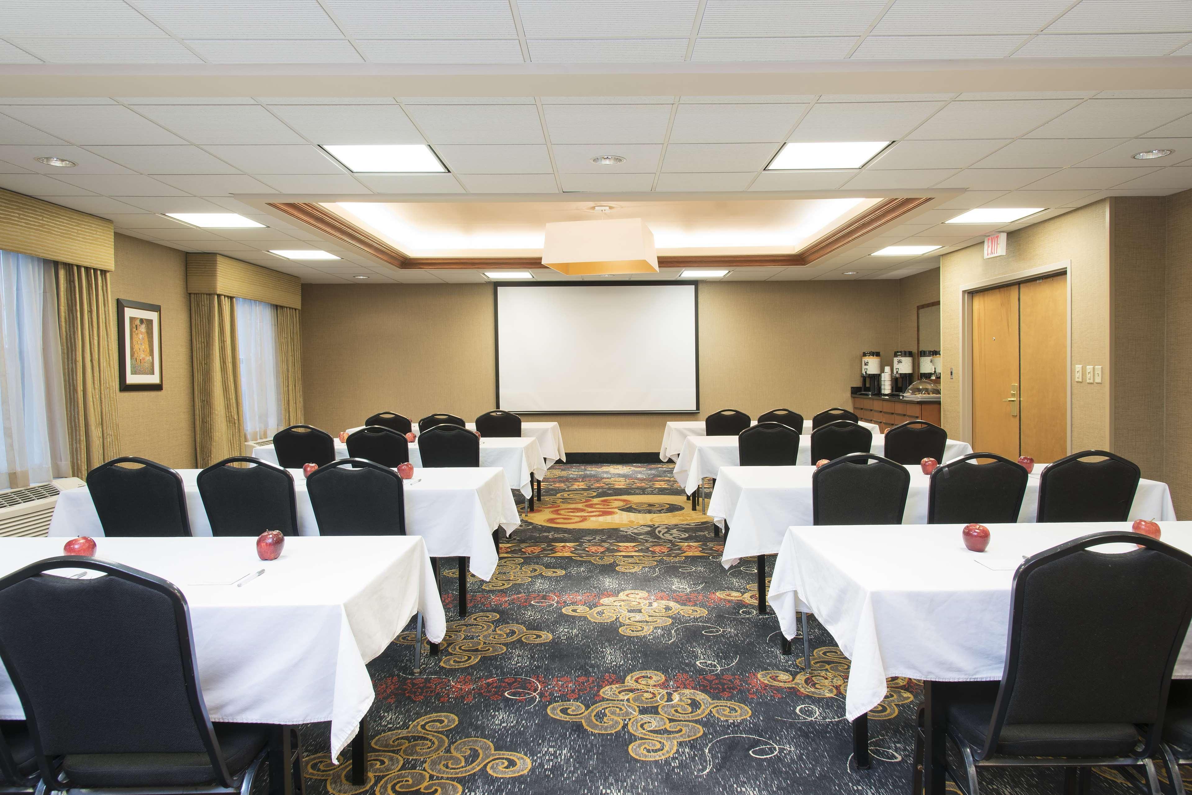 Hampton Inn Columbus/Taylorsville Edinburgh Bagian luar foto