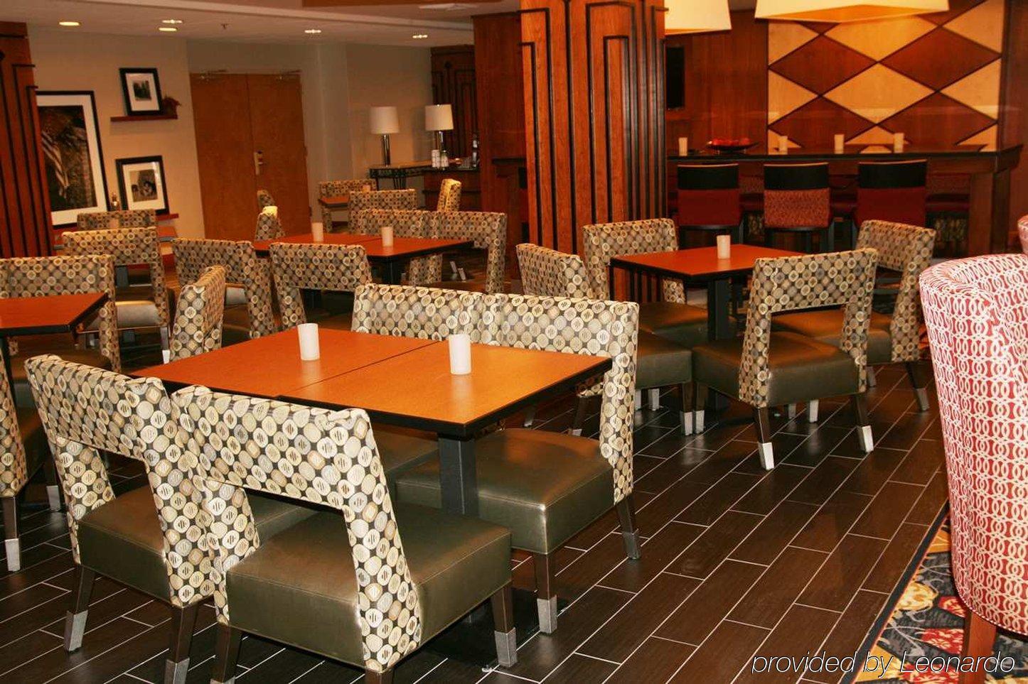 Hampton Inn Columbus/Taylorsville Edinburgh Bagian luar foto